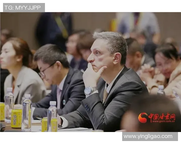 管彤姚明携手共创篮球新篇章推动中国体育文化的国际化发展