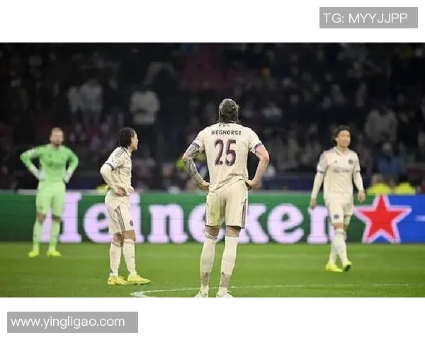 欧联杯莱比锡大胜本菲卡补时进球引发争议判罚全场沸腾